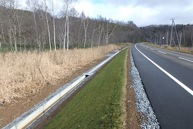 一般国道230号喜茂別町川上中央帯設置工事